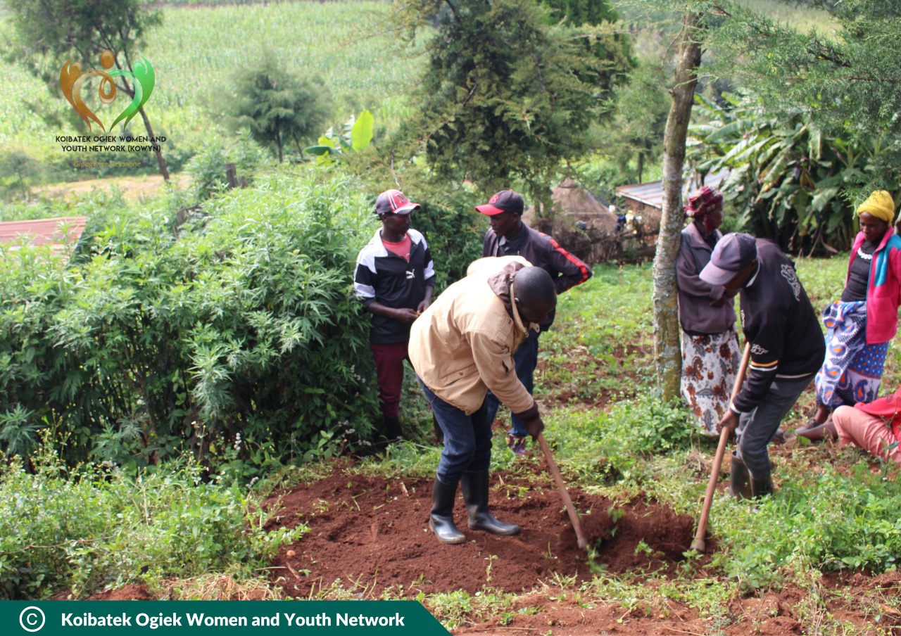 Ogiek men during farm demonstrations