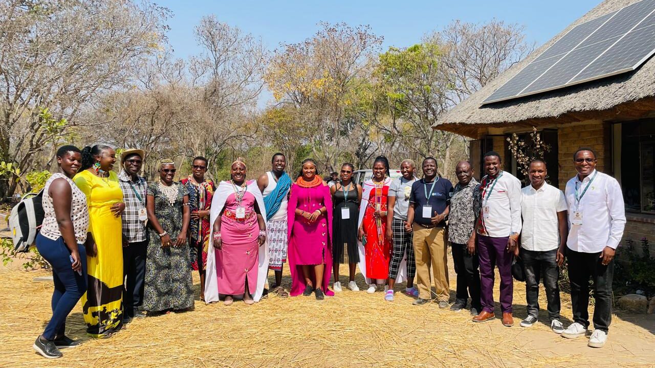 16 Kenyan agroecology delegates in Zimbabwe.